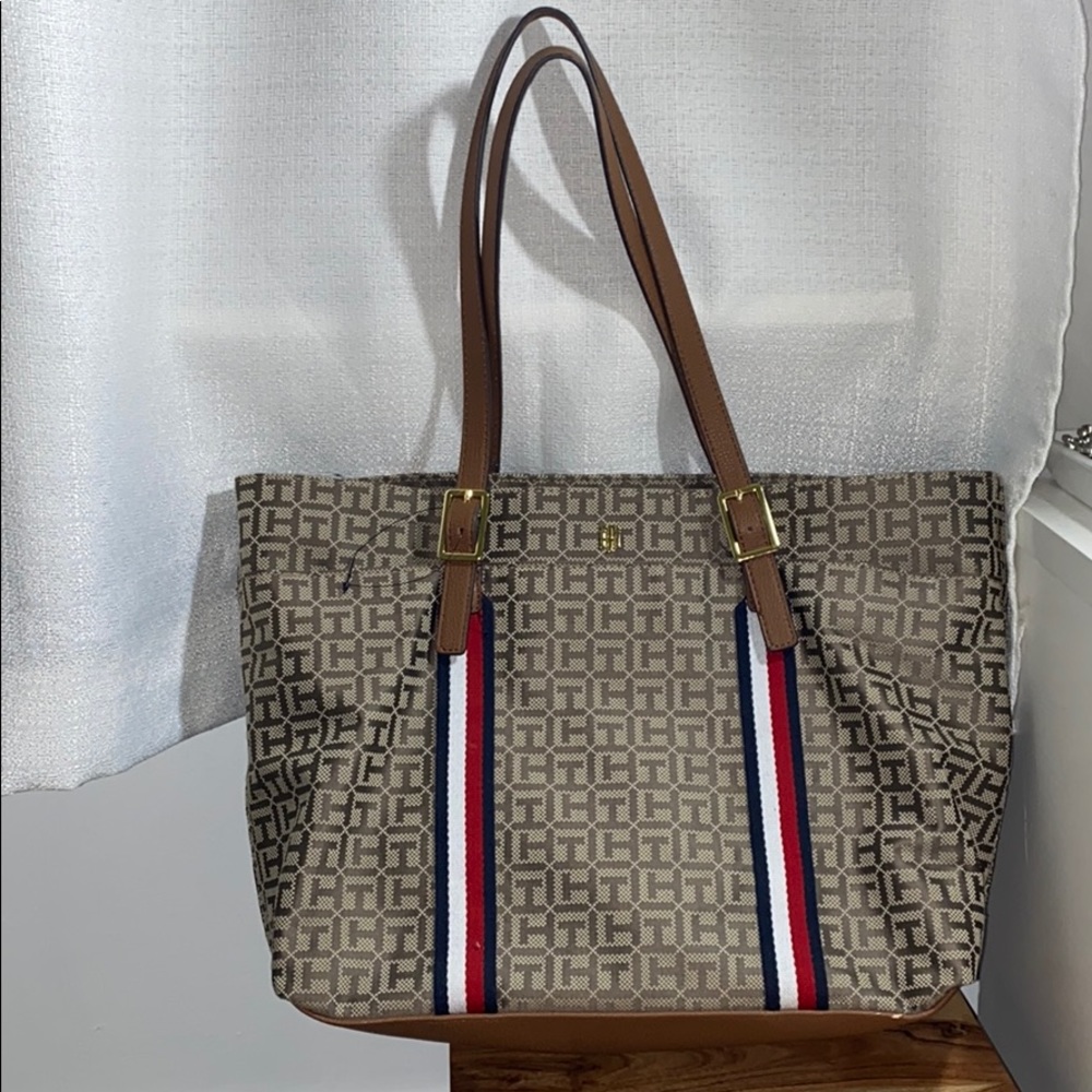 Tommy H Purse